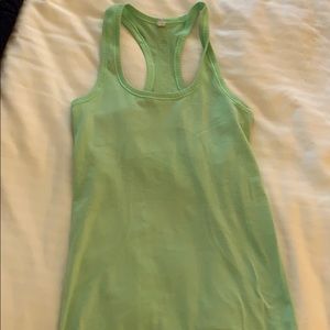 Lululemon razorback too